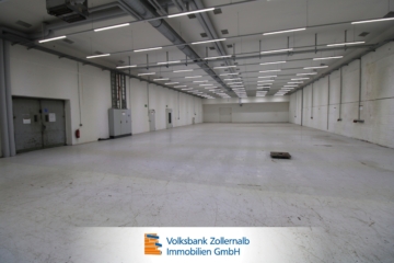 Attraktive Produktions- und Büroflächen mit Laderampe – Anmietung weiterer Flächen möglich!, 72458 Albstadt, Halle