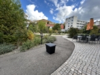 Zuwegung und Parkanlage