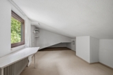 Zimmer/Dachgeschoss