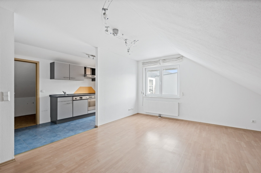Wohnzimmer (DG)