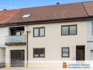 Gepflegtes Haus mit Ausbaureserve, 72475 Bitz, Reihenmittelhaus