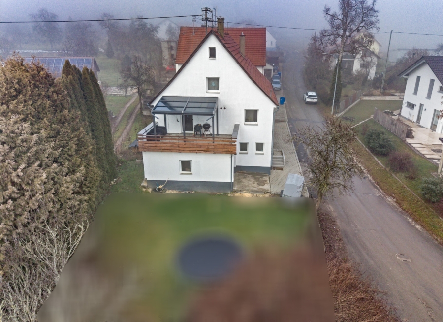 Ansicht mit Garten