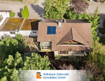 Großzügiges Wohnhaus mit Naturgrundstück in ruhiger Wohnlage, 72461 Albstadt, Zweifamilienhaus