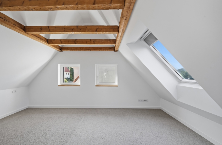 Schlafzimmer DG