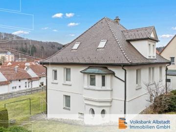 Mit Sanierung zum Familienglück (+potentieller Bauplatz), 72461 Albstadt, Einfamilienhaus