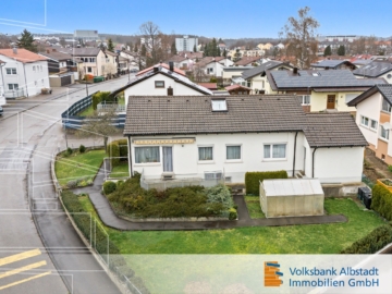 Genießen Sie die Sonne, 72461 Albstadt, Einfamilienhaus