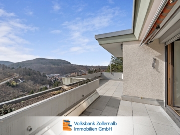 Platz für die ganze Familie Sonnige 5-Zi.-Wohnung, 72461 Albstadt, Dachgeschosswohnung